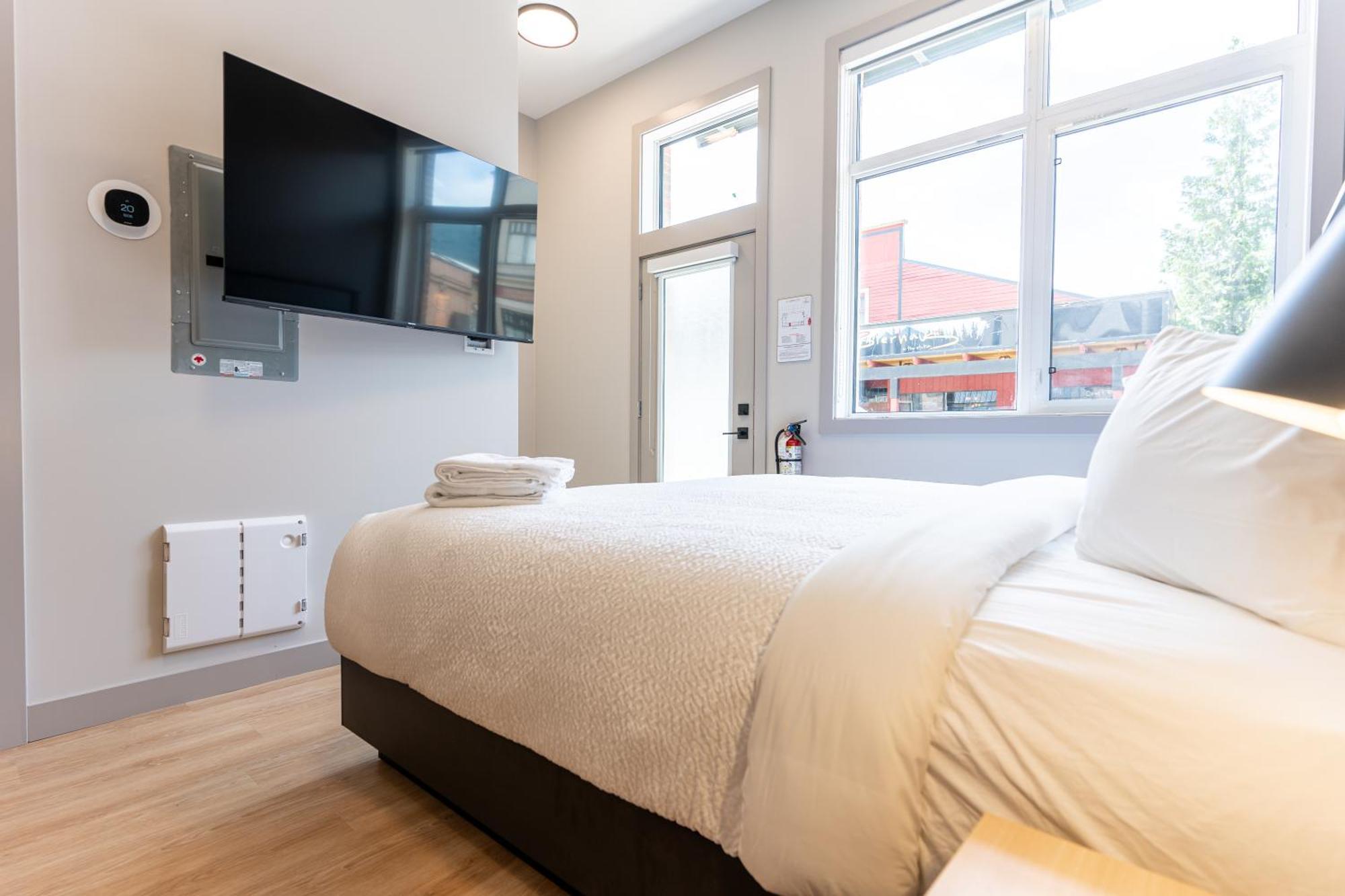 Basecamp Suites 雷夫尔斯托克 客房 照片