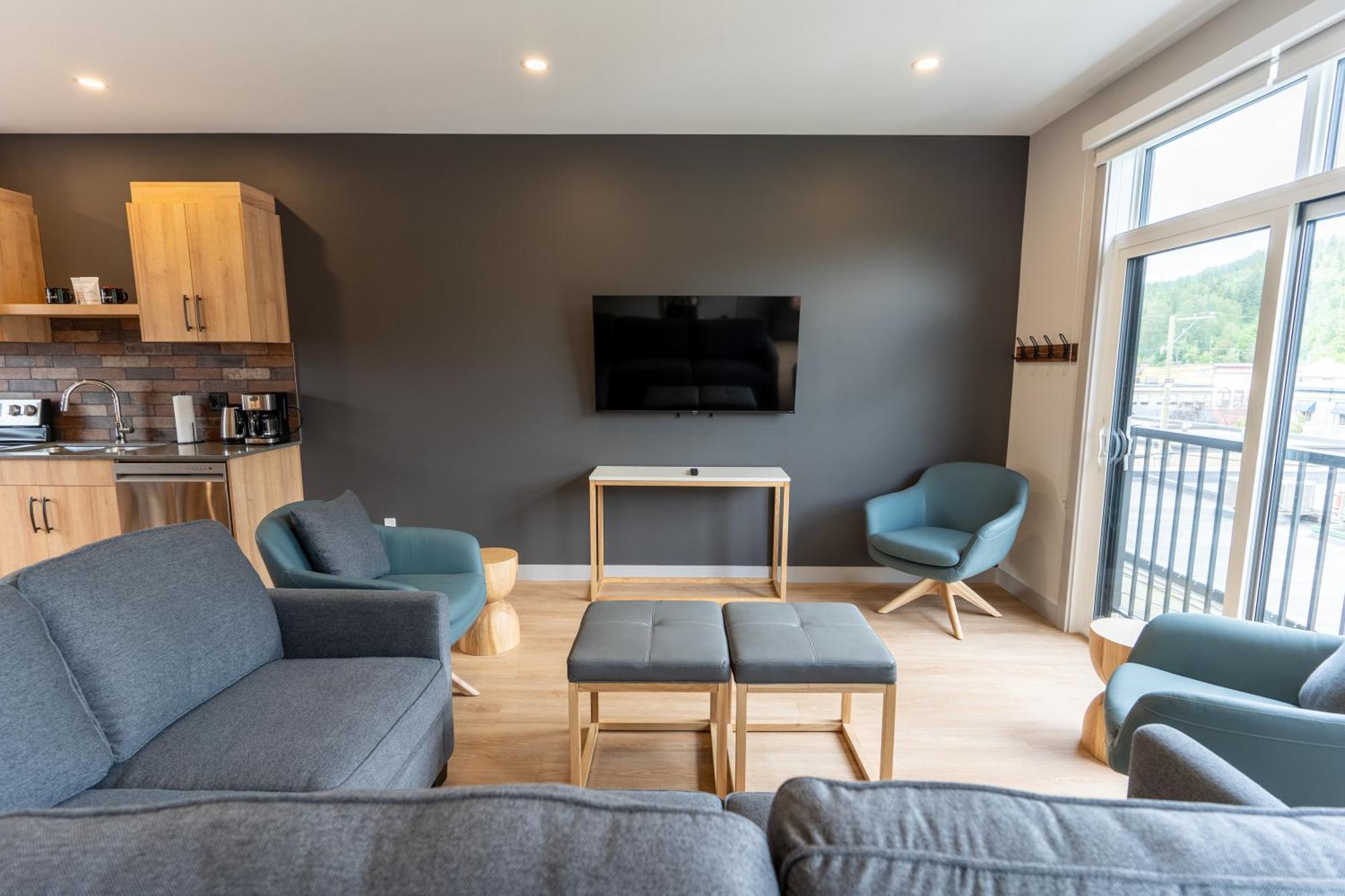 Basecamp Suites 雷夫尔斯托克 客房 照片