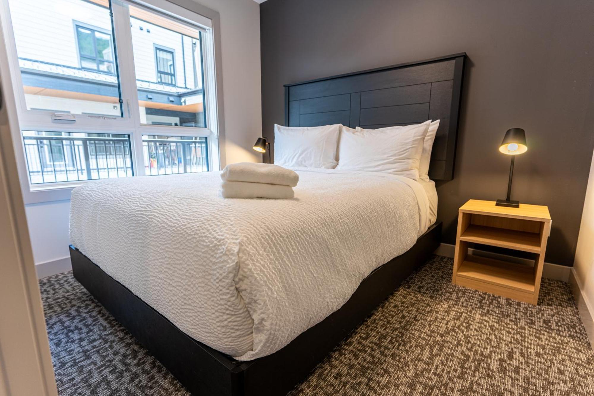 Basecamp Suites 雷夫尔斯托克 客房 照片